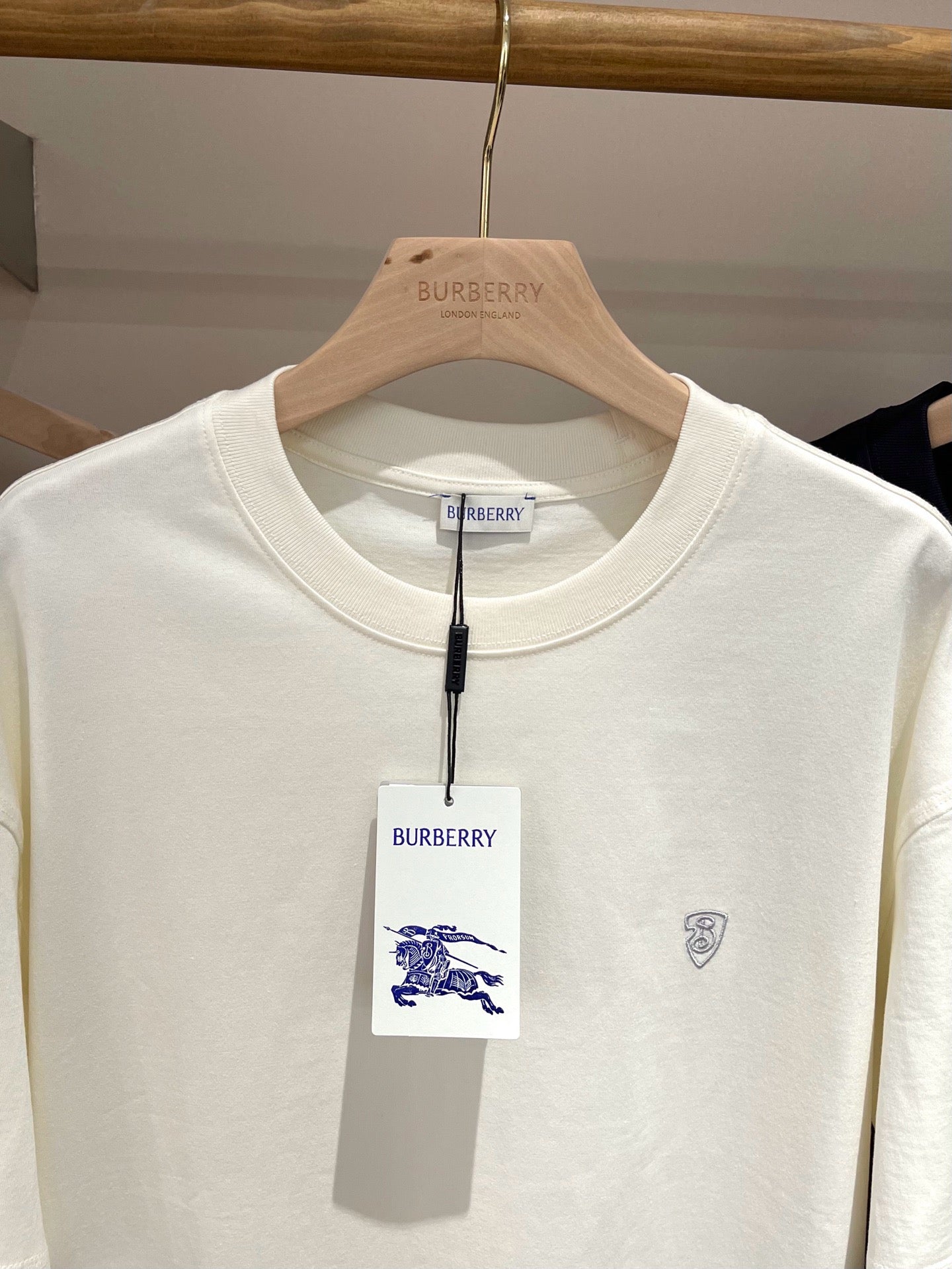 Mehrfarbiges T-Shirt