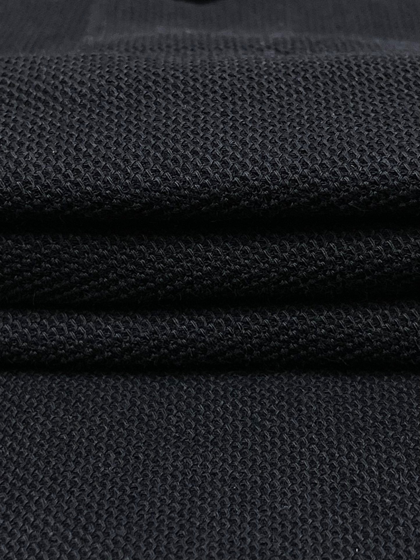 Poloshirt in Schwarz, Weiß, Marineblau und Hellblau