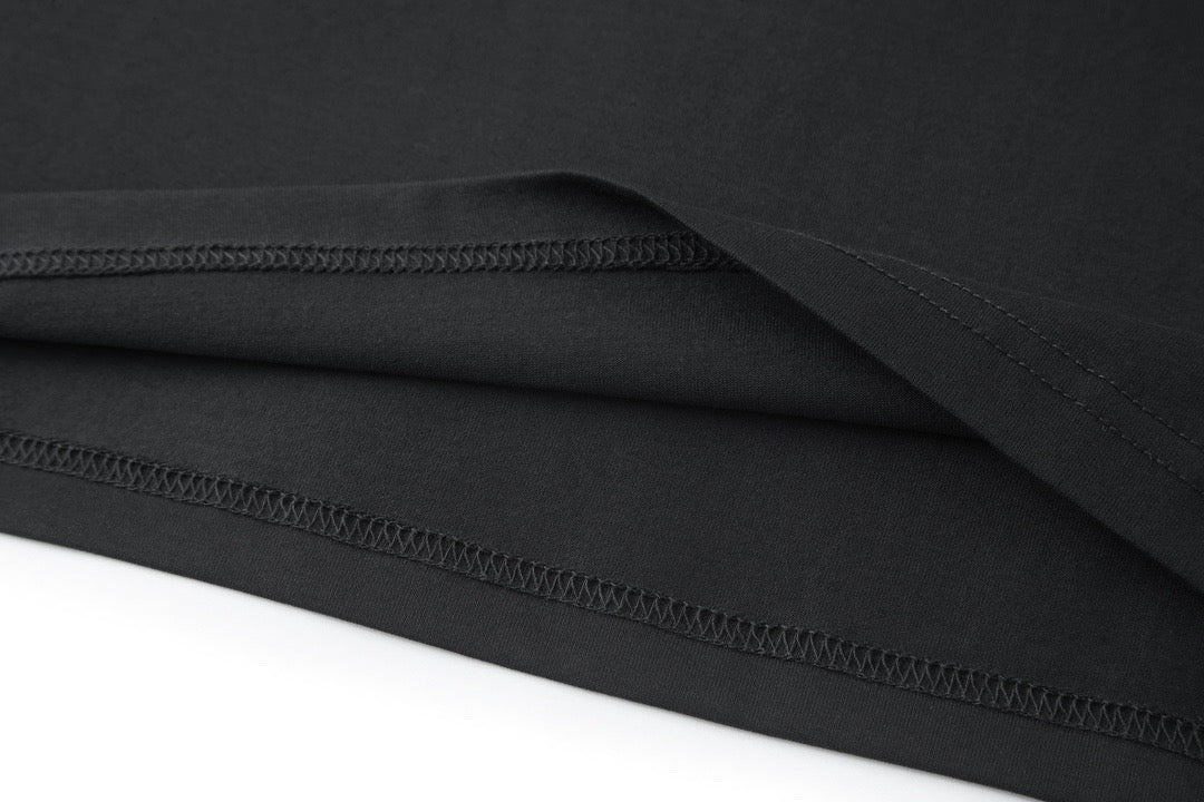 Black and White T-shirt - FashionHype.xyz