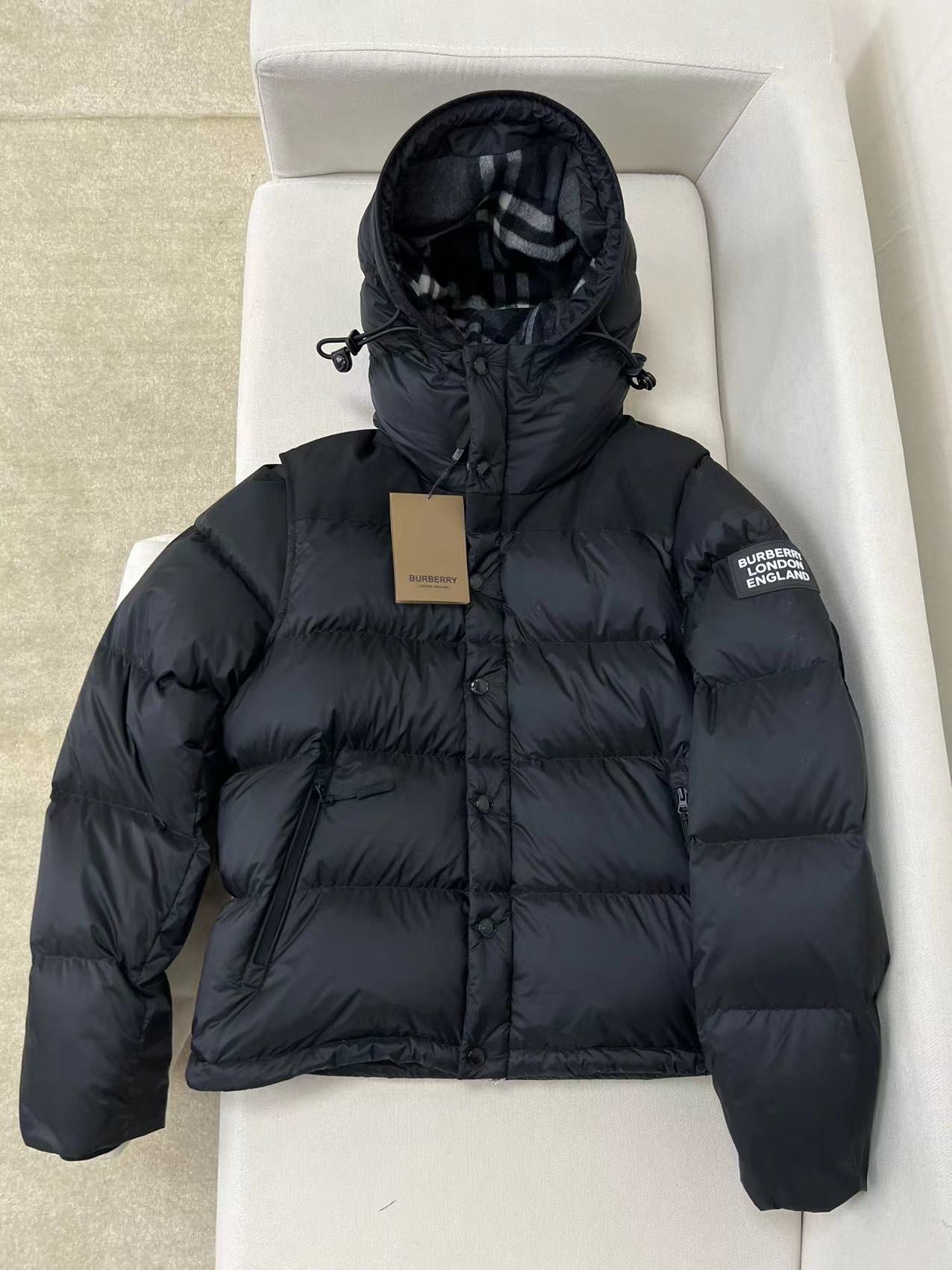 Schwarze Jacke