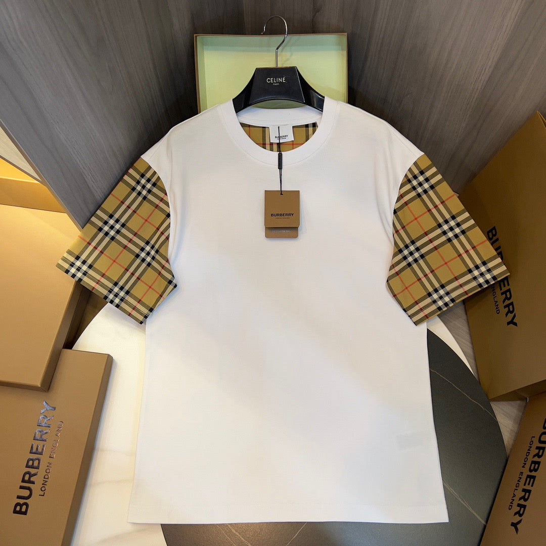 Black and White T-shirt - FashionHype.xyz