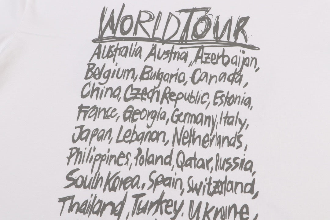 تي شيرت متعدد الألوان