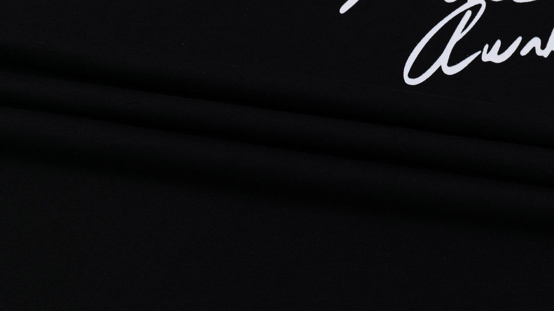 Schwarzes T-Shirt