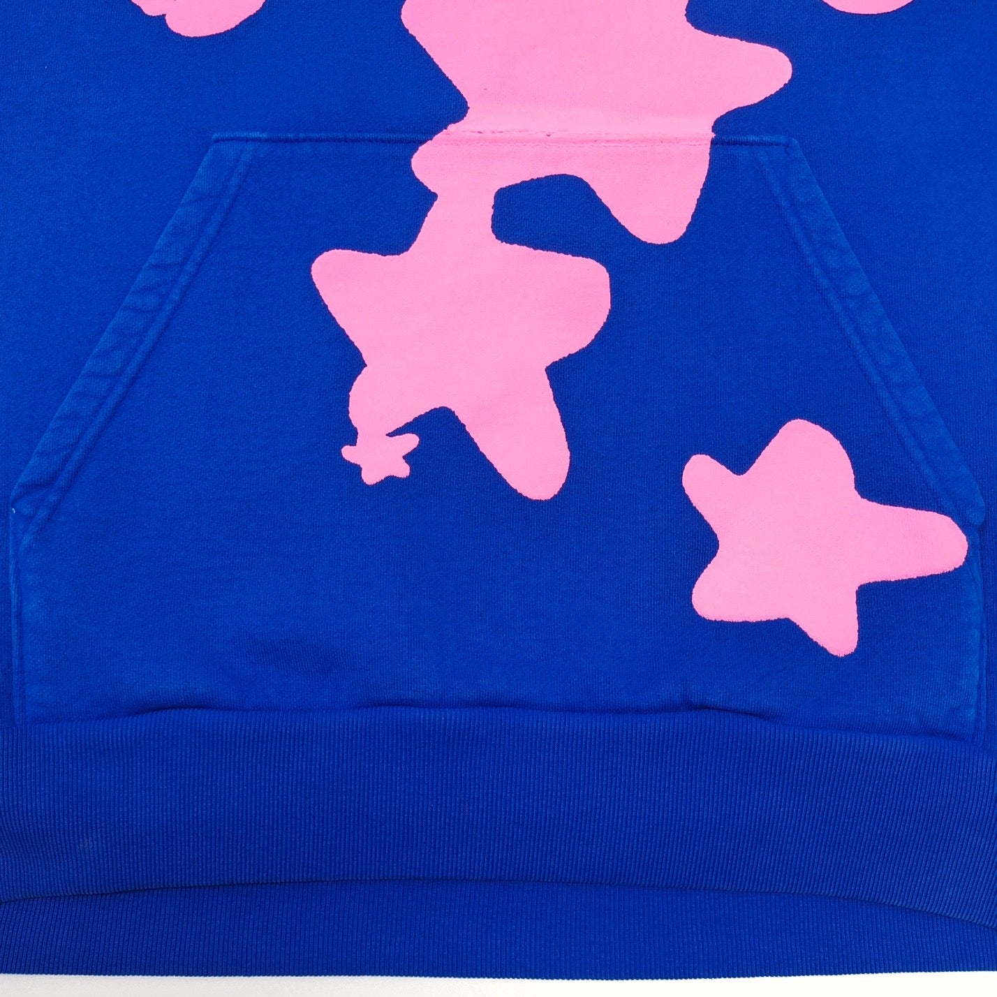 Blauer Hoodie