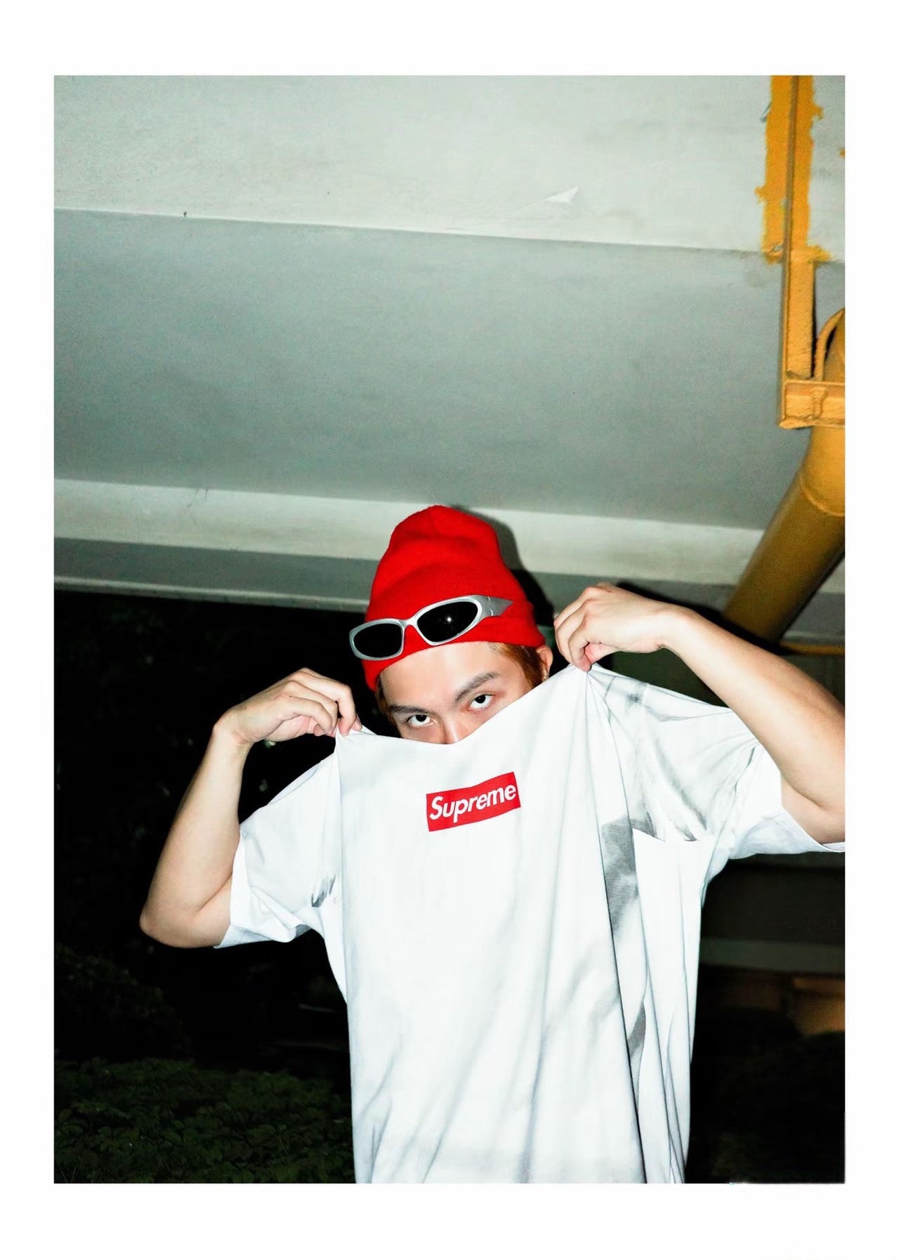weißes T-Shirt