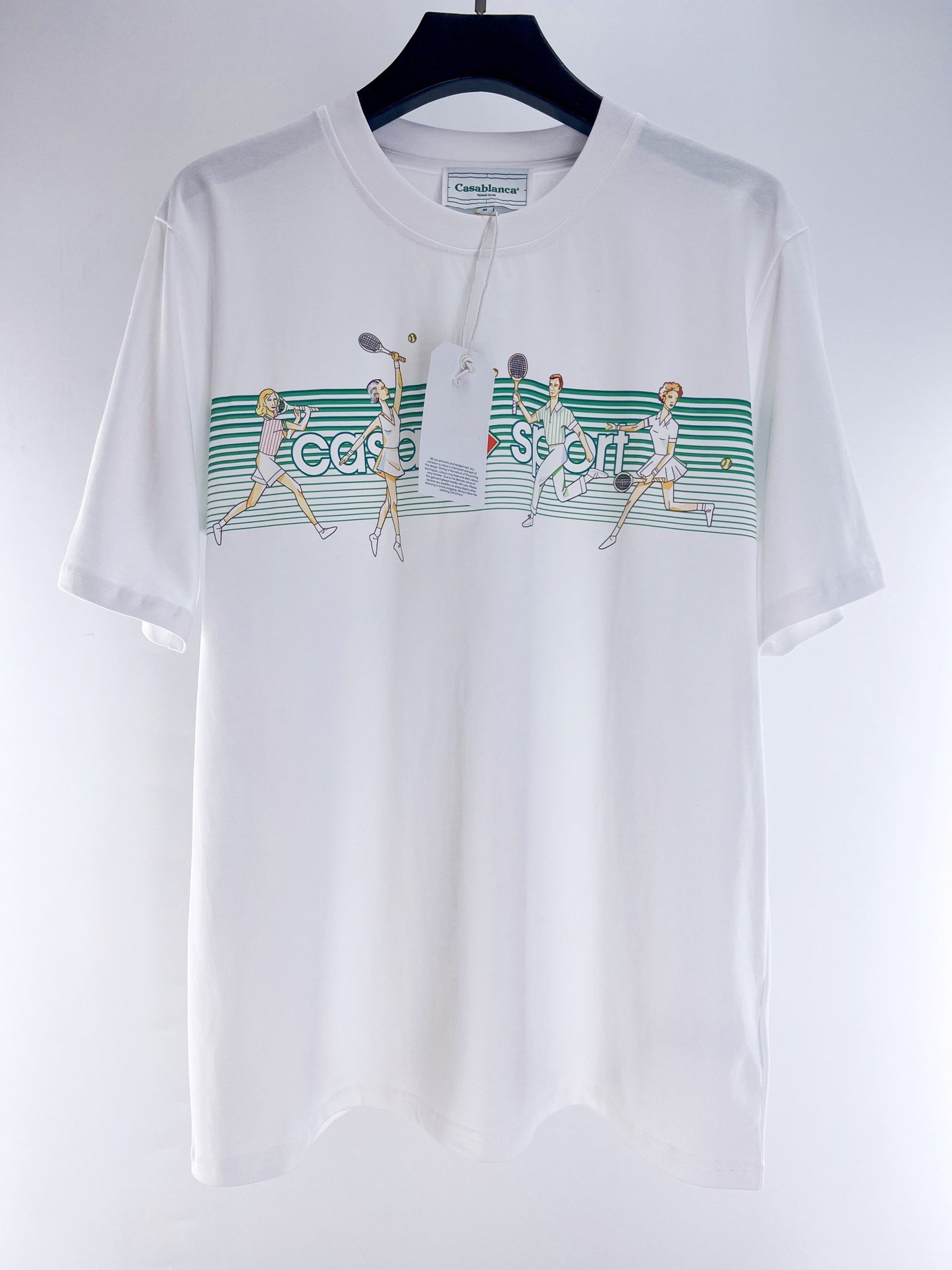 Camiseta azul y blanca