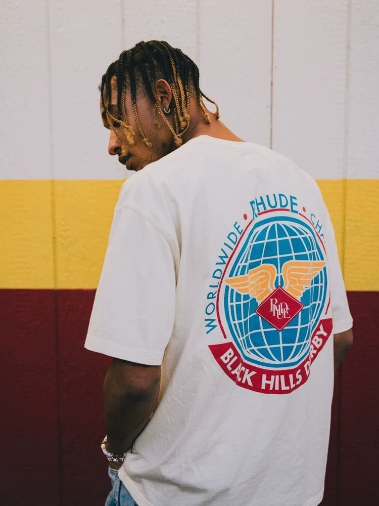 weißes T-Shirt