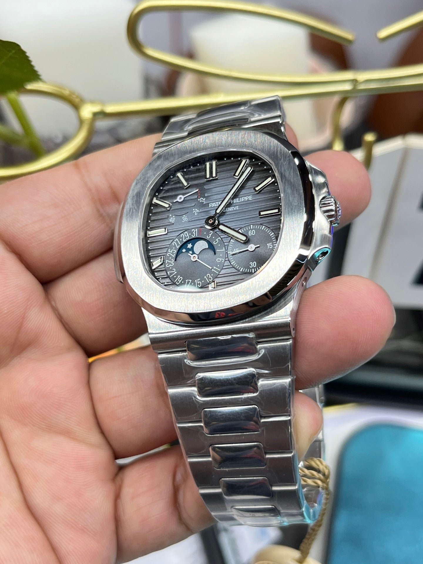 White black Watch - FashionHype.xyz