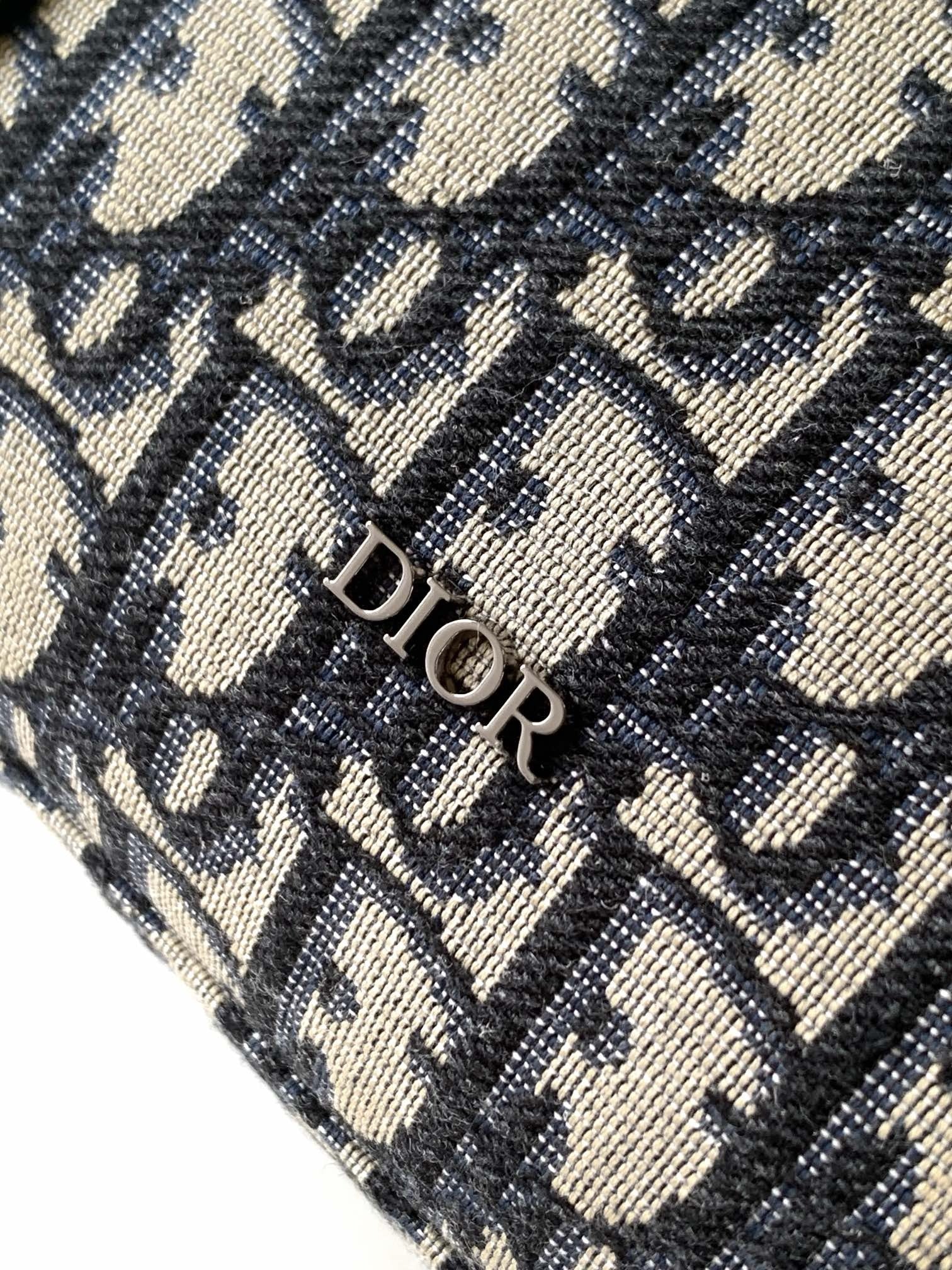 Apricot and Black Bag - FashionHype.xyz