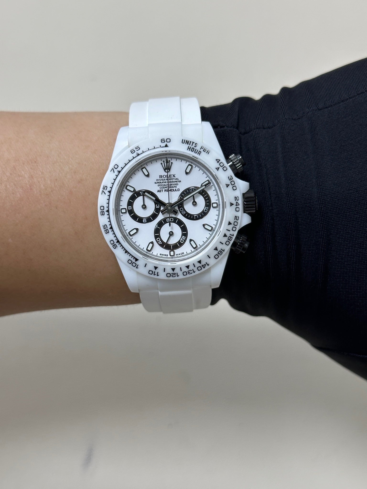Weiße Uhr
