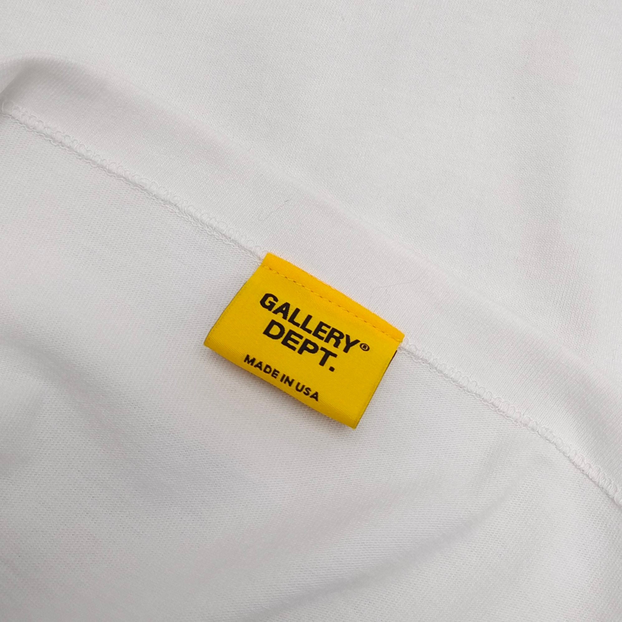 weißes T-Shirt