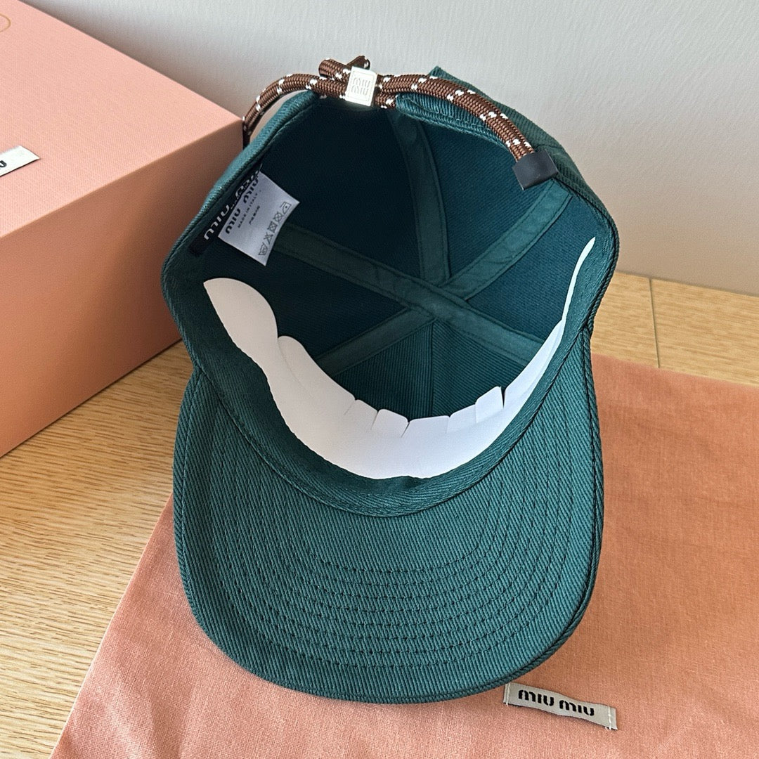 Green Hat - FashionHype.xyz