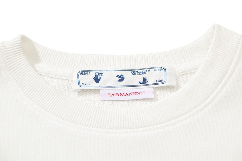 weißes und schwarzes Sweatshirt