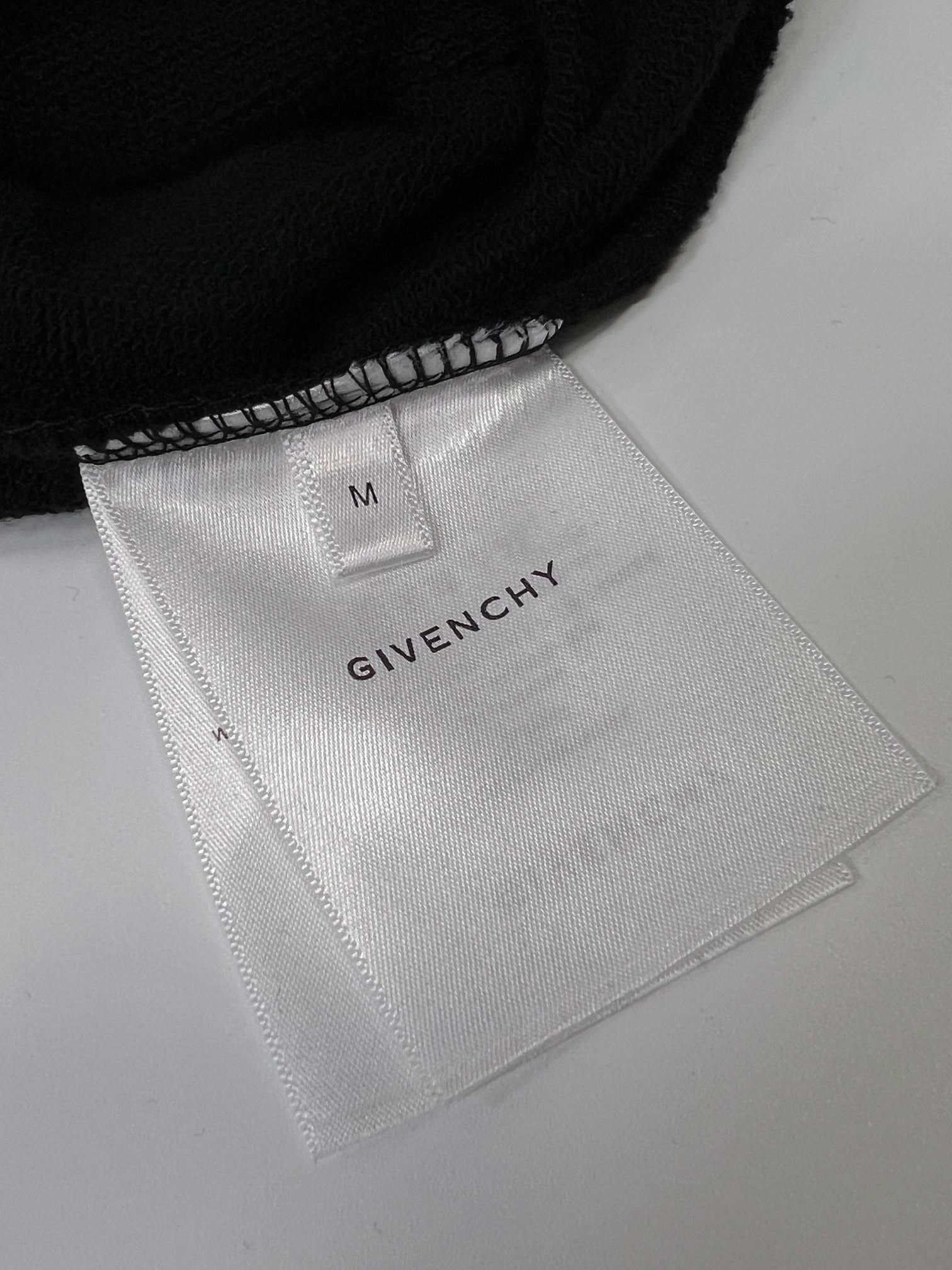 Black Hoodie - FashionHype.xyz