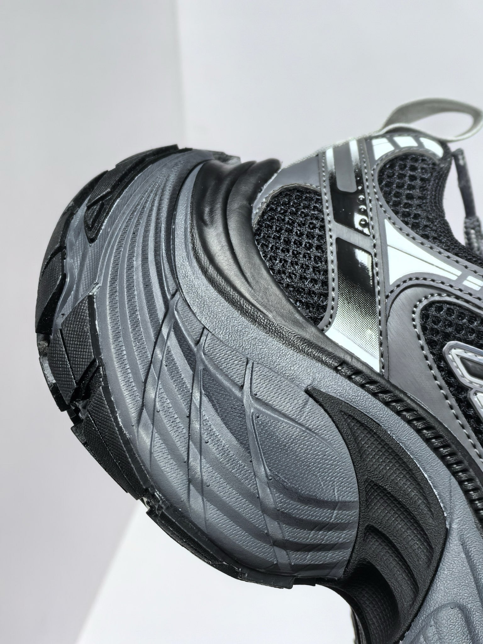 Mehrfarbige Schuhe