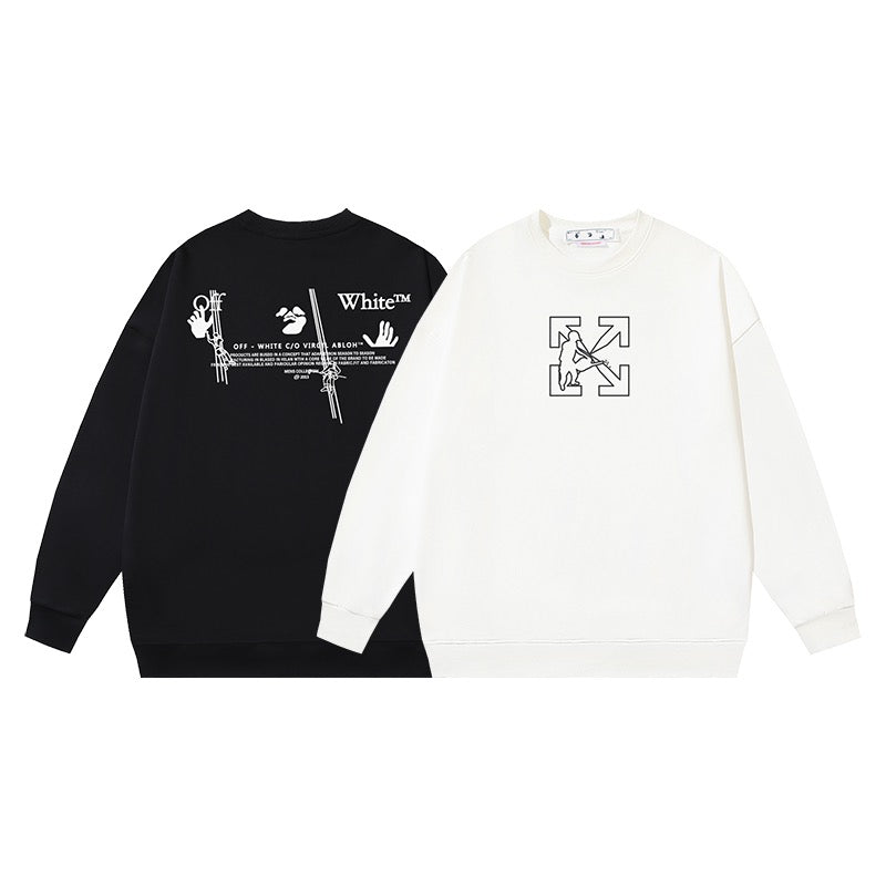 weißes und schwarzes Sweatshirt