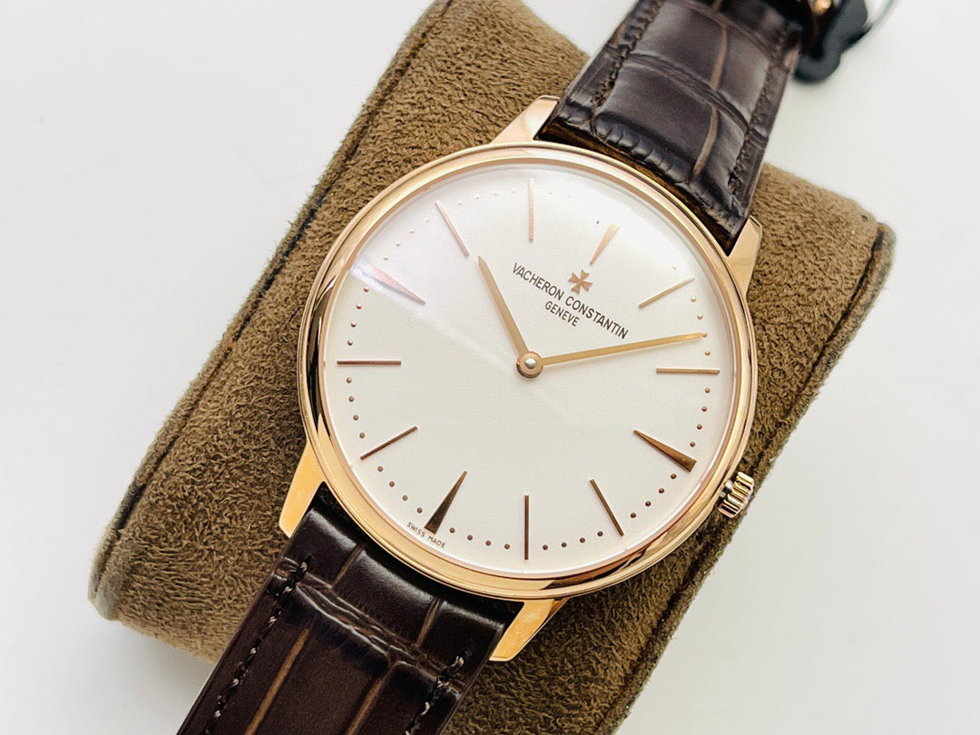 Braune Uhr