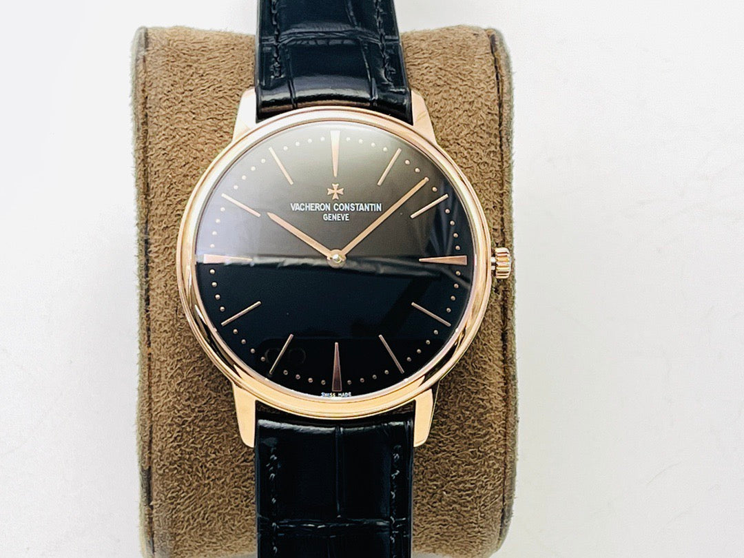 Schwarze Uhr