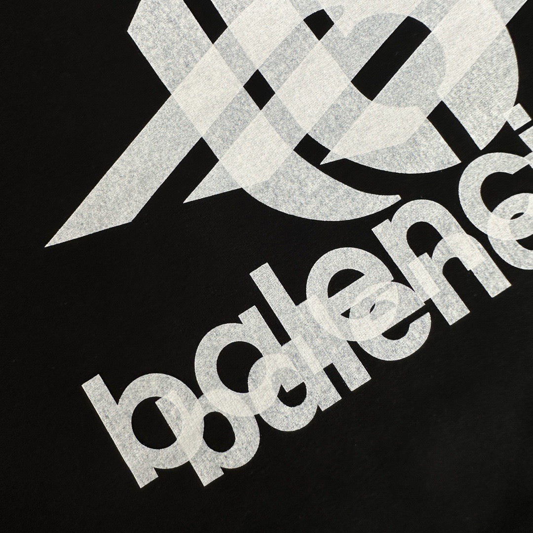 Dunkelblauer Hoodie