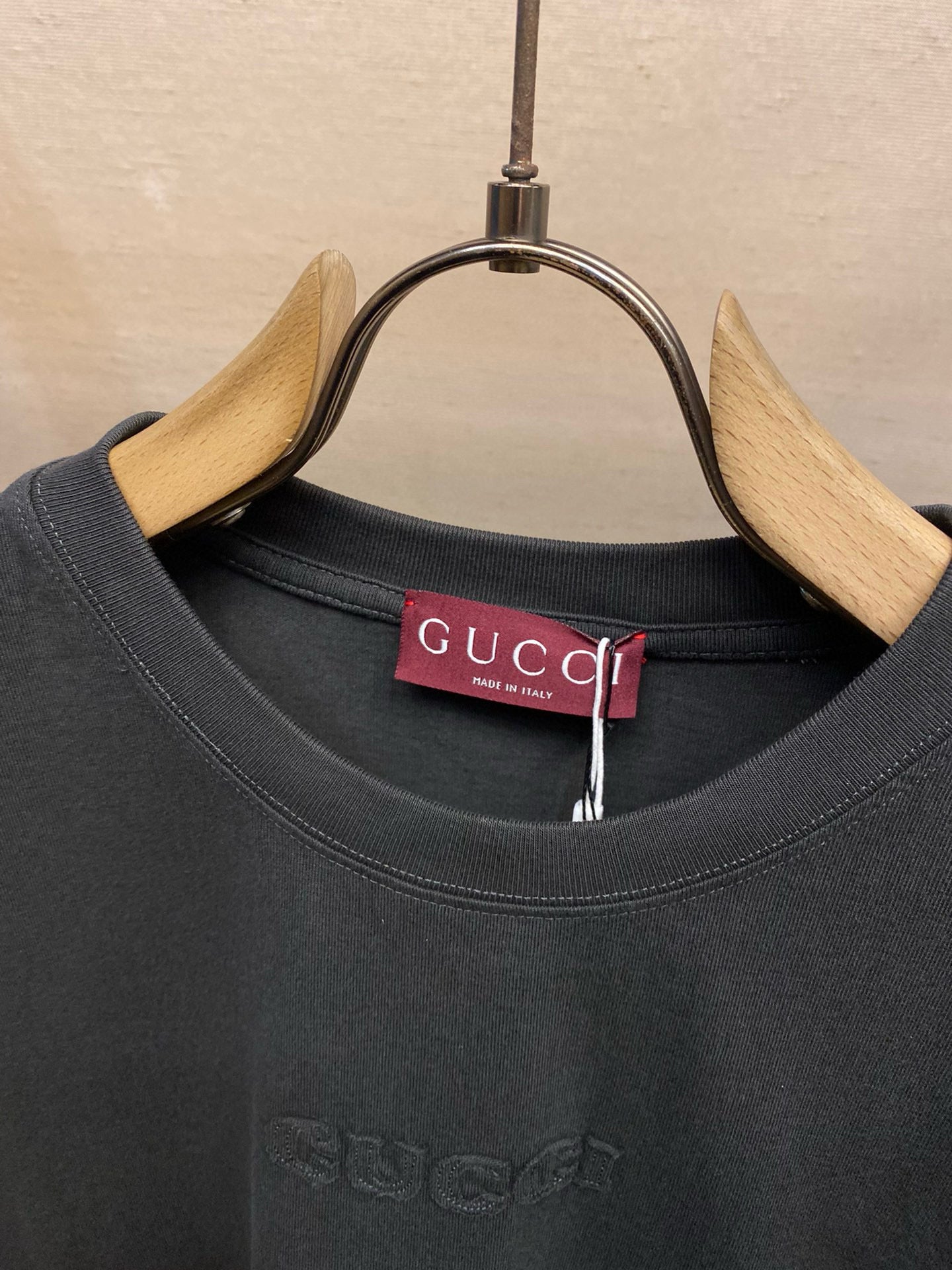 Black and Green T-Shirt - Size XL - FashionHype.xyz