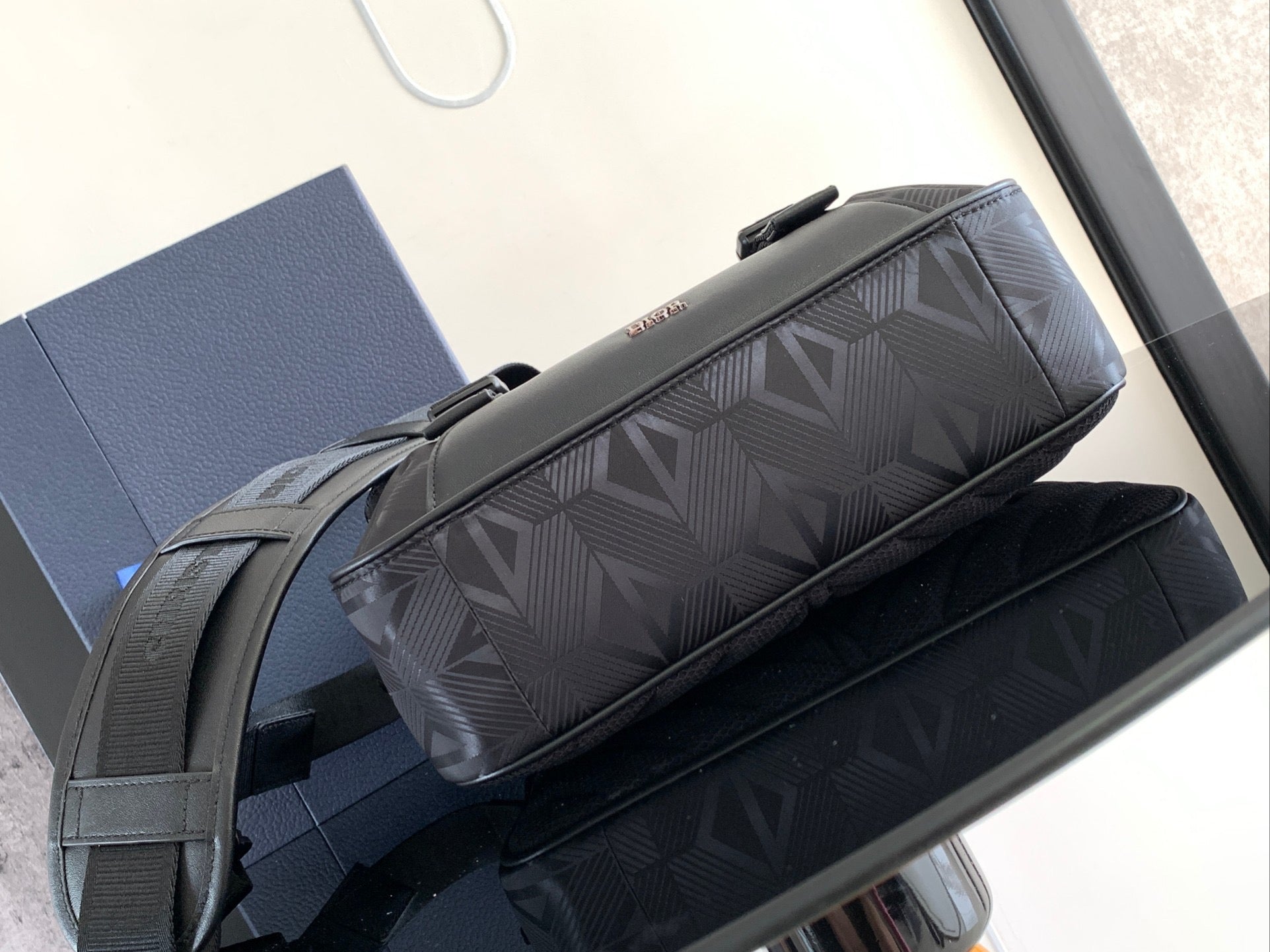 Schwarze Tasche