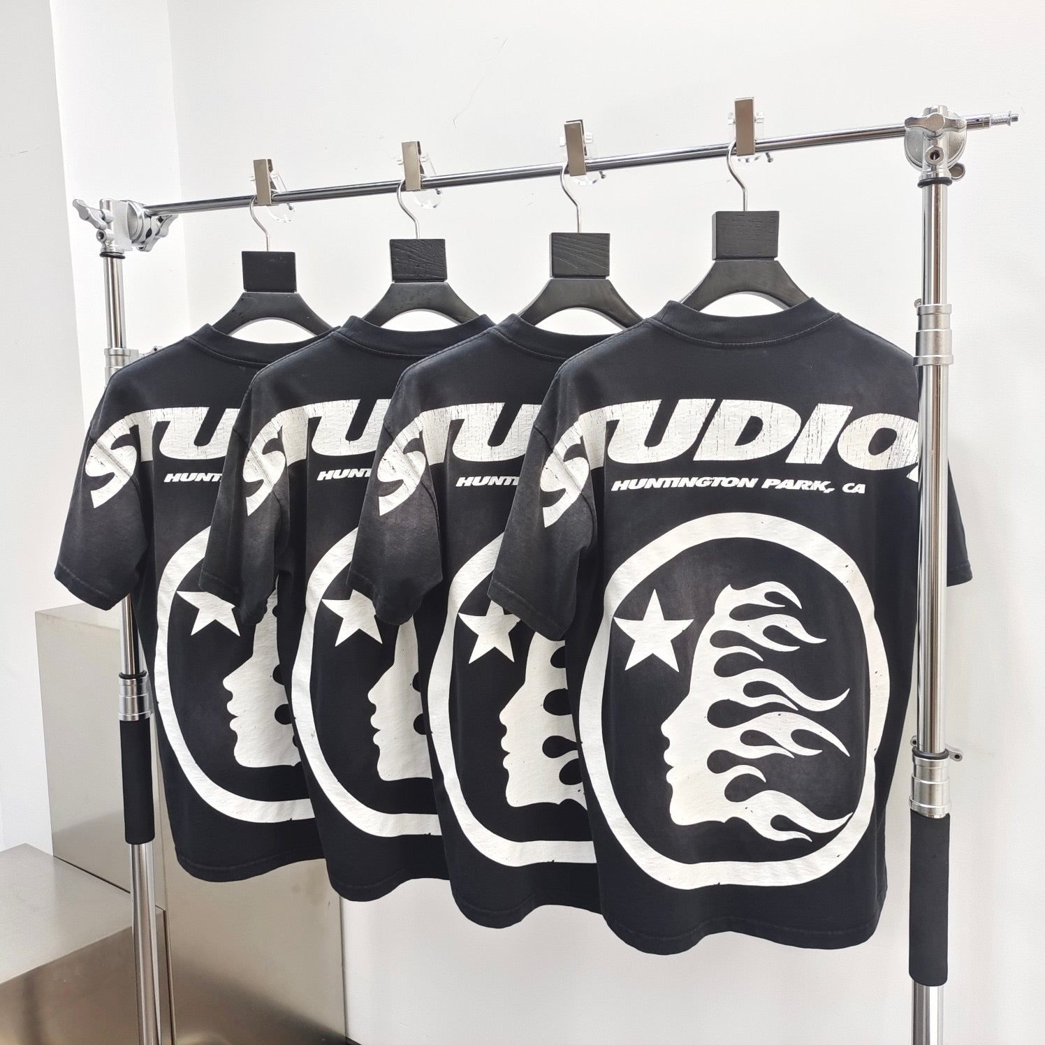 Schwarzes T-Shirt