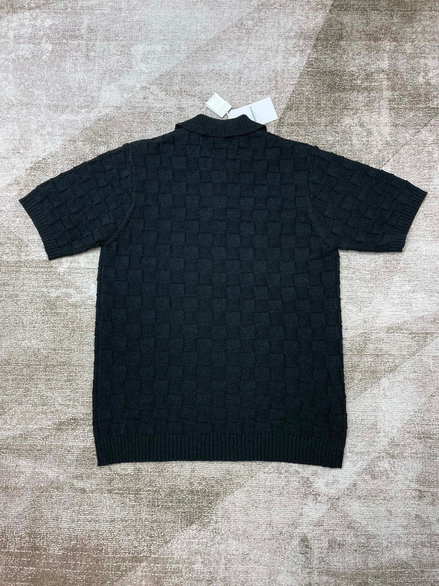 Black and White Polo - Size XL - FashionHype.xyz