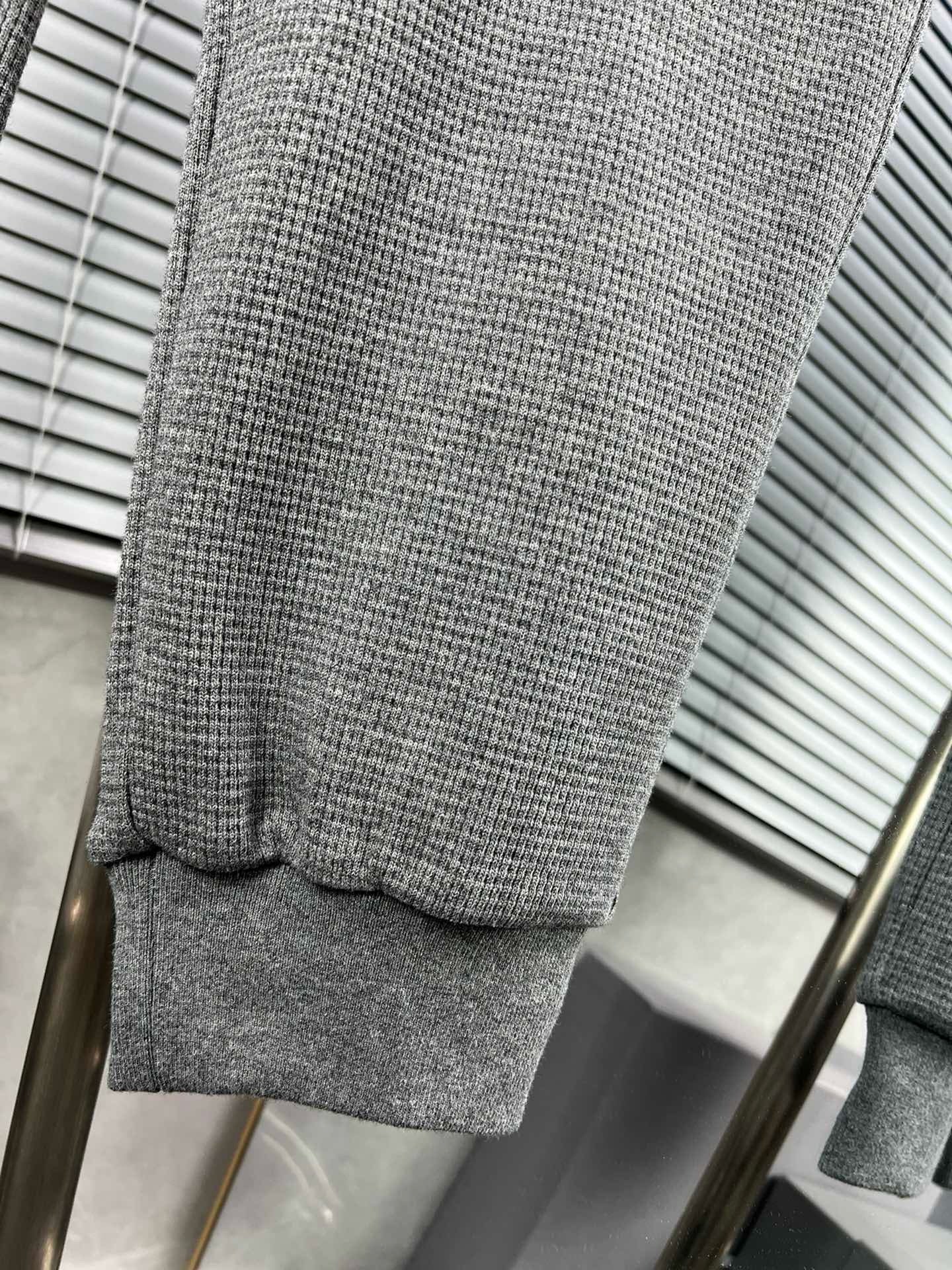 Mehrfarbige Hose