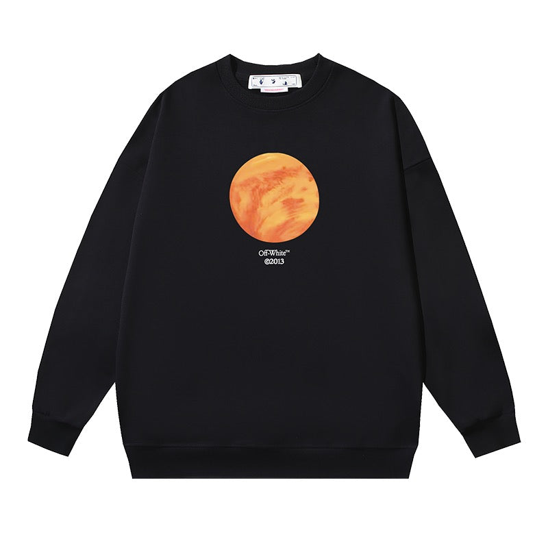 Braunes und schwarzes Sweatshirt