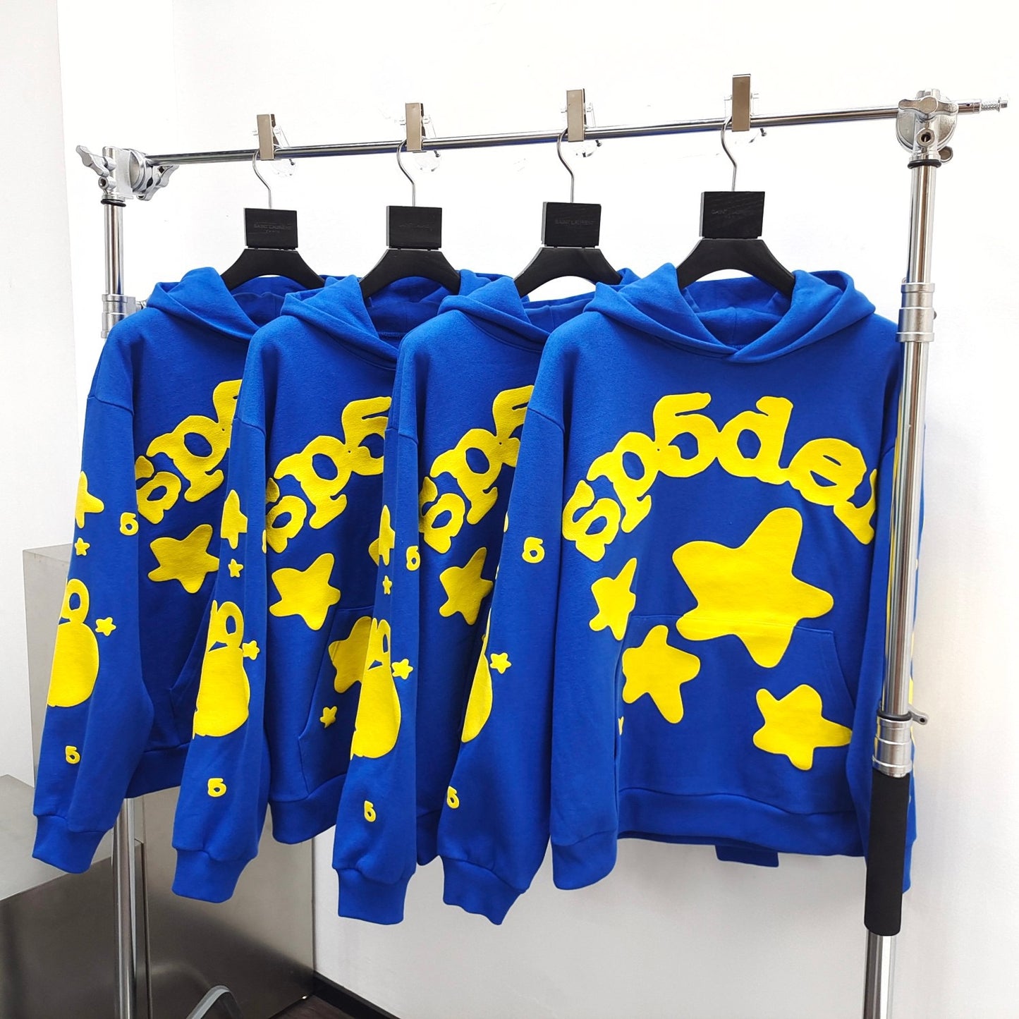 Sudadera con capucha azul