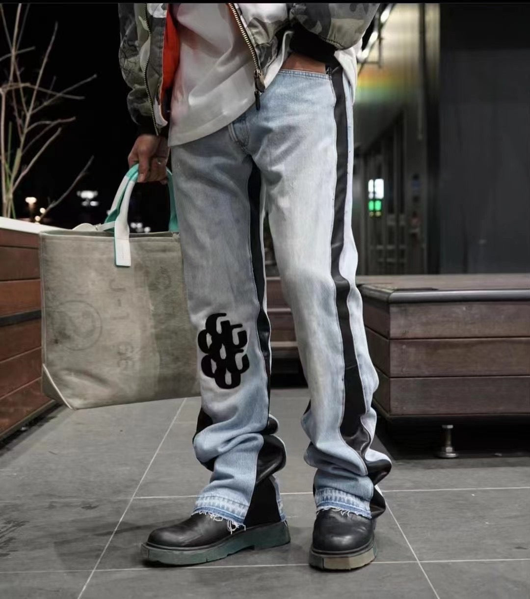 Grau schwarze Hose