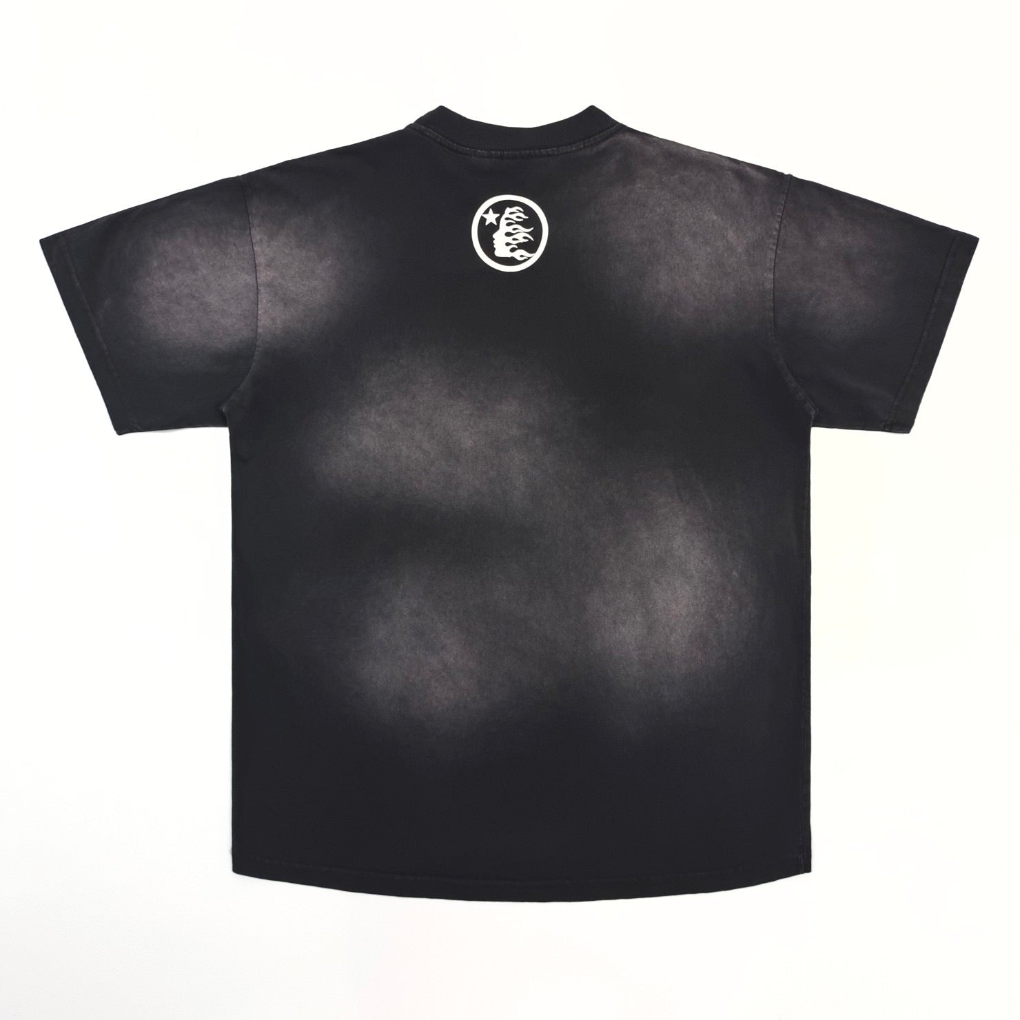 Dunkelgraues T-Shirt