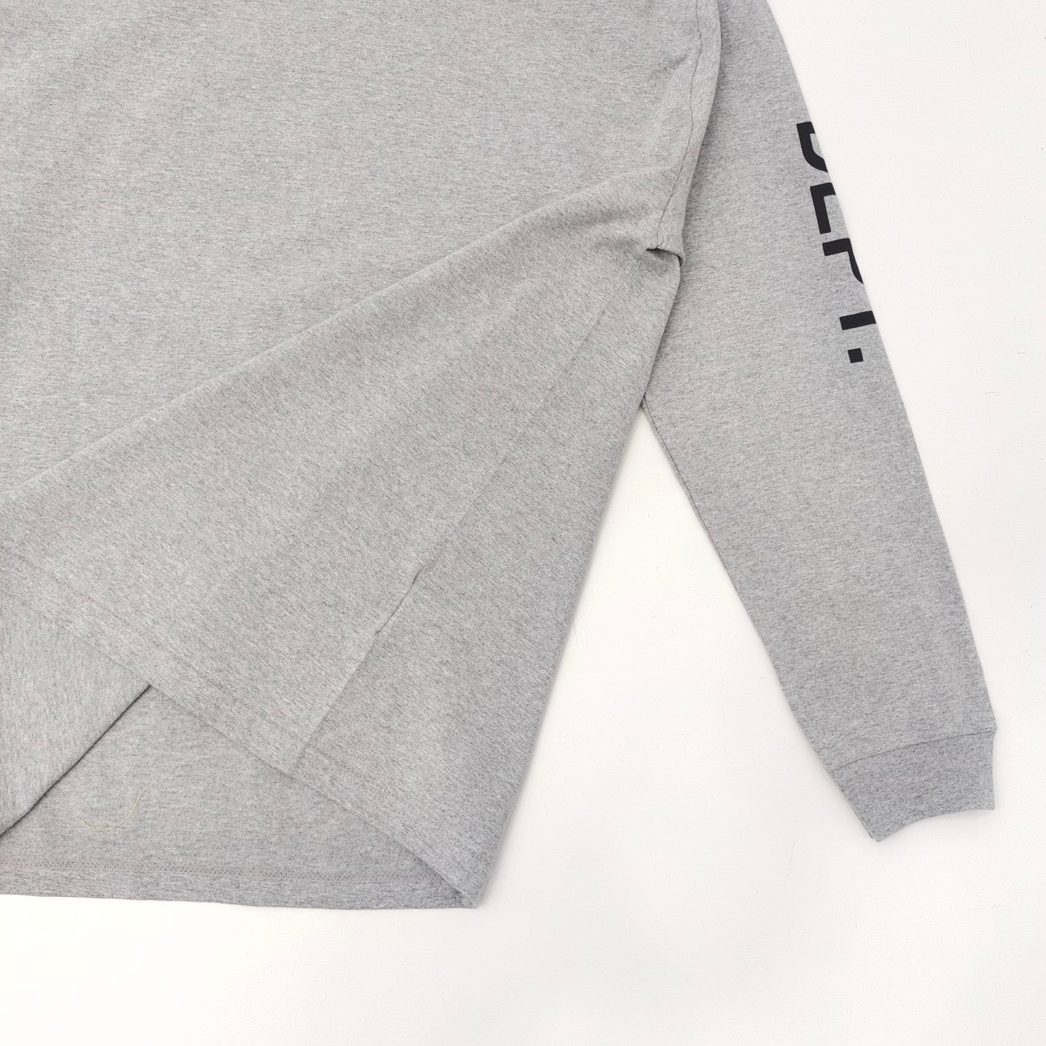Graues Sweatshirt
