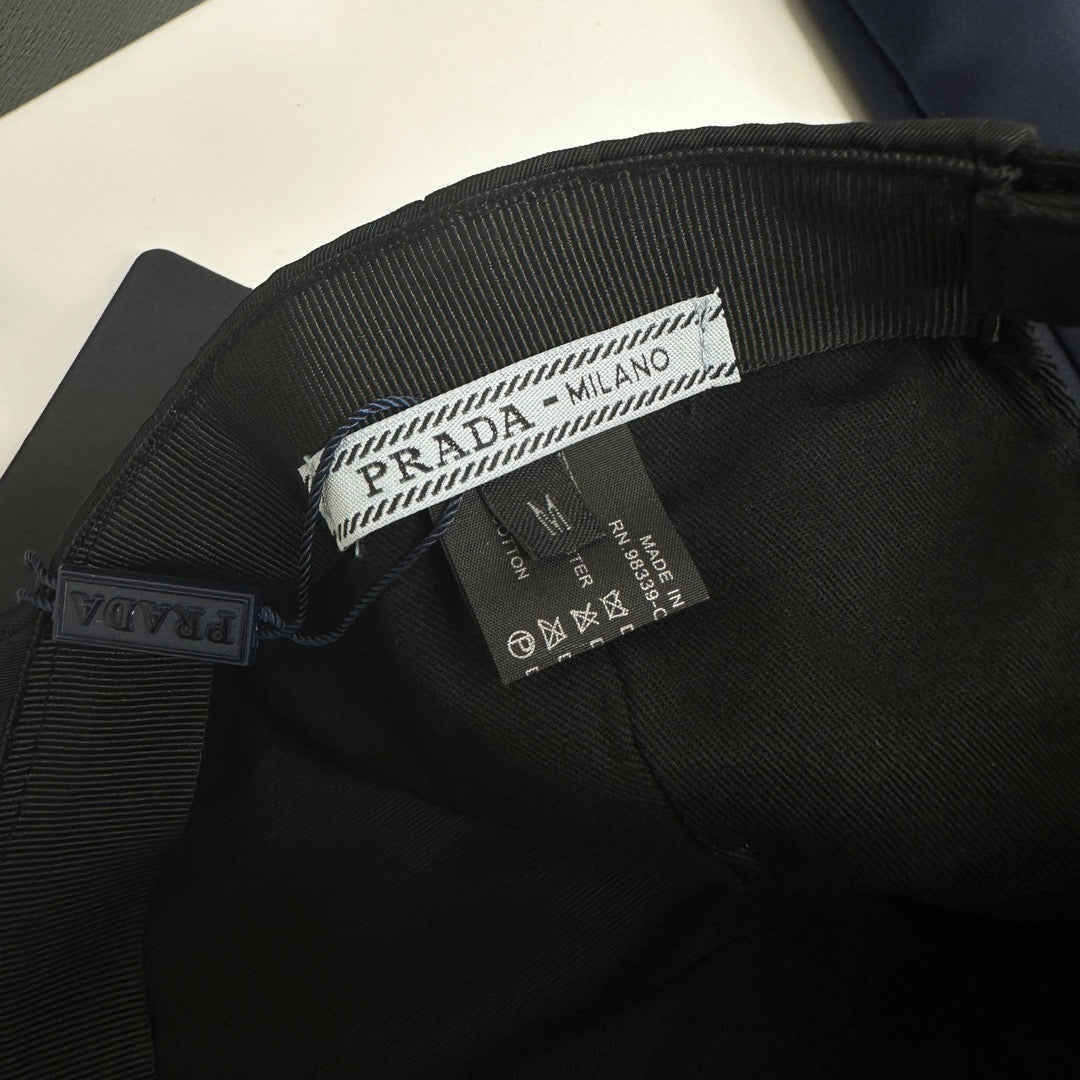 Black Cap - FashionHype.xyz