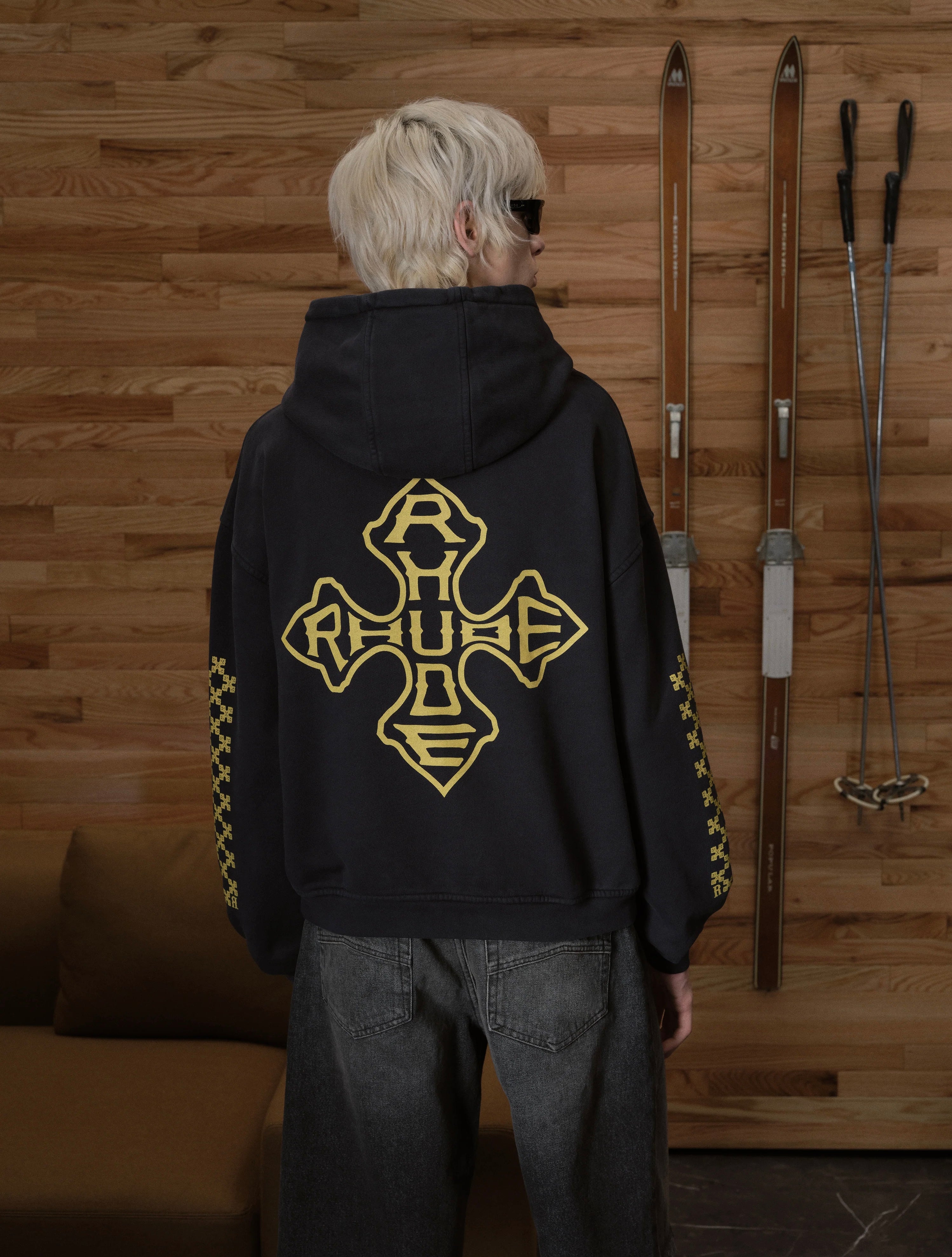 Black Hoodie - FashionHype.xyz