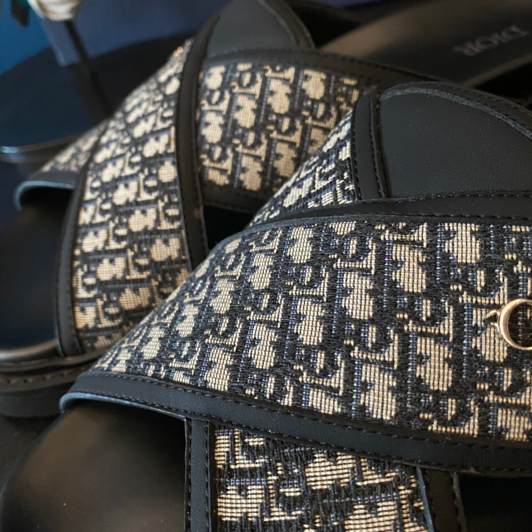 Sandals - Size 42 - FashionHype.xyz