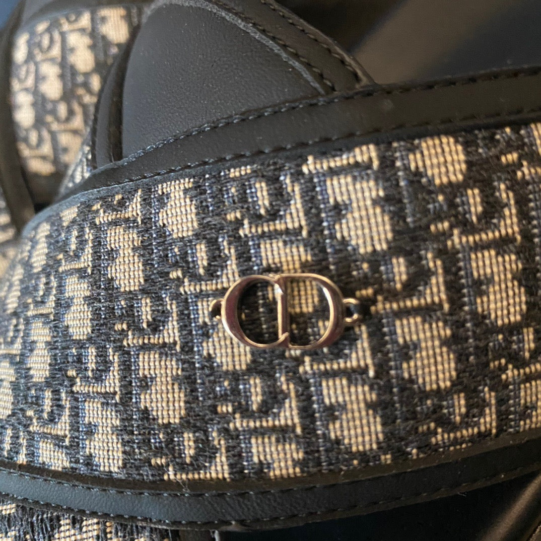 Sandals - Size 42 - FashionHype.xyz