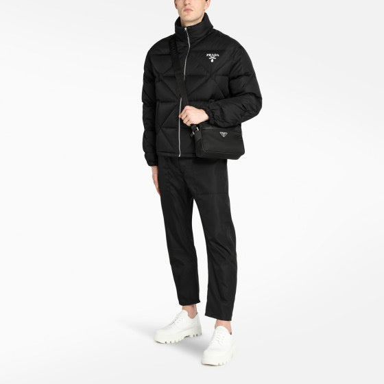 Schwarze Jacke - Größe S