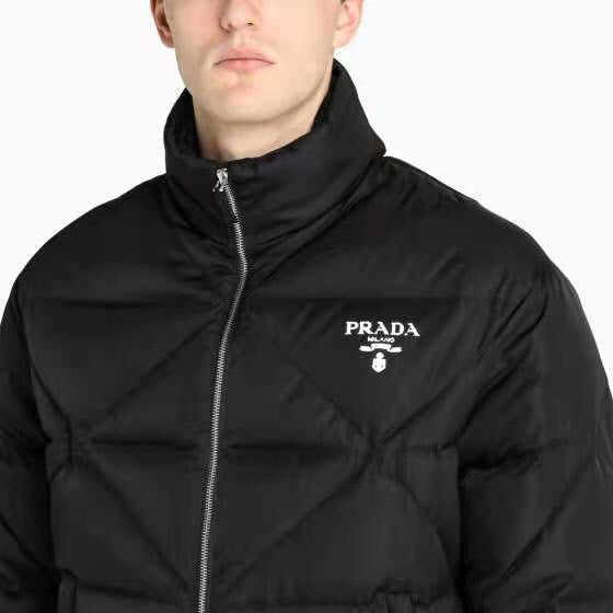 Schwarze Jacke - Größe S