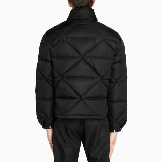 Schwarze Jacke - Größe S