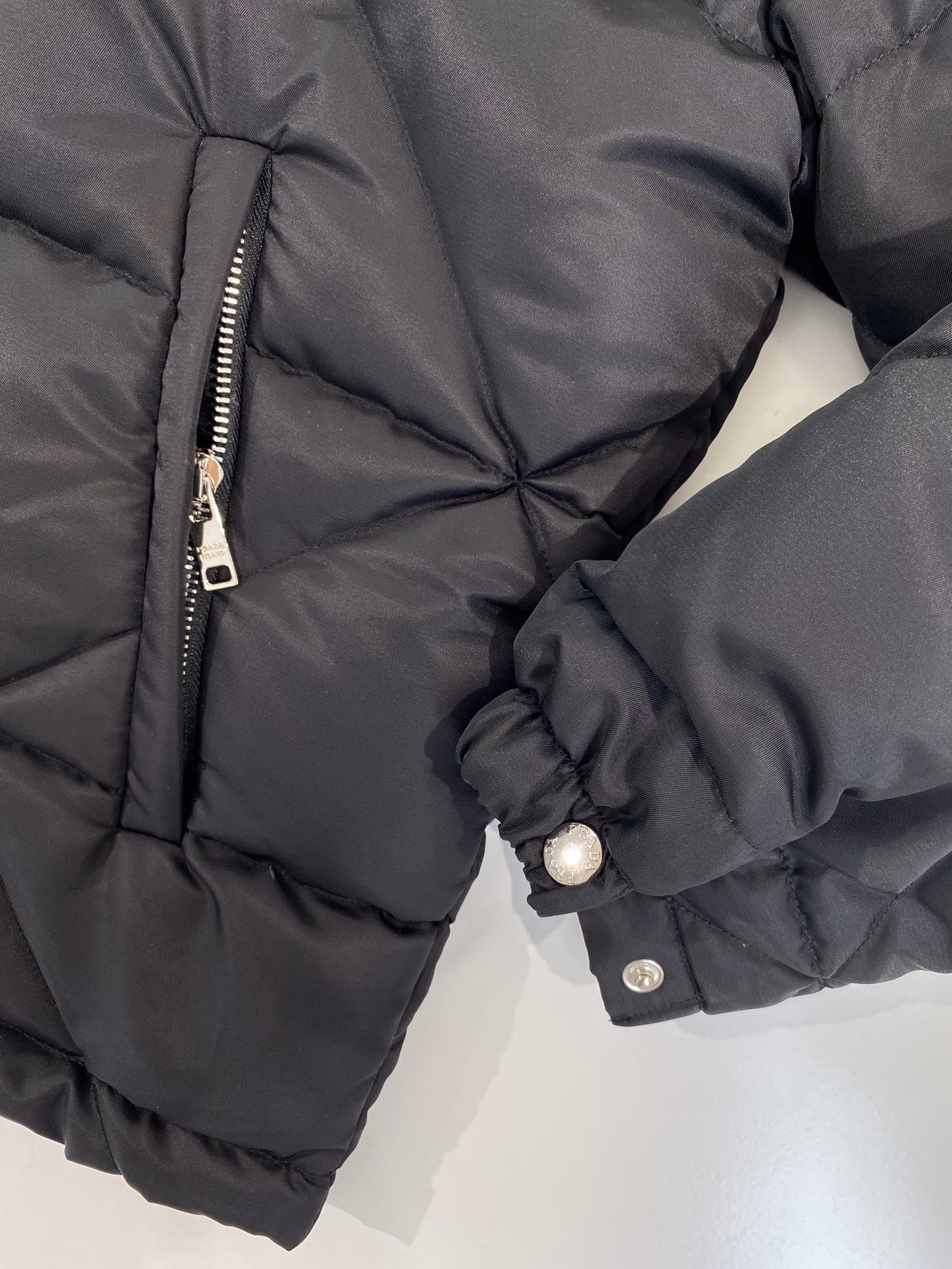 Schwarze Jacke - Größe S