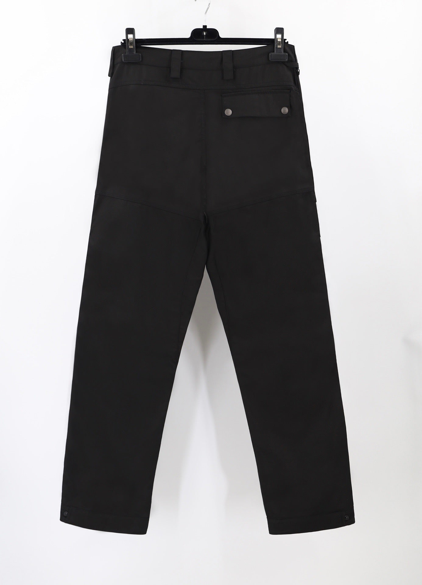 Schwarze Hose - Größe L