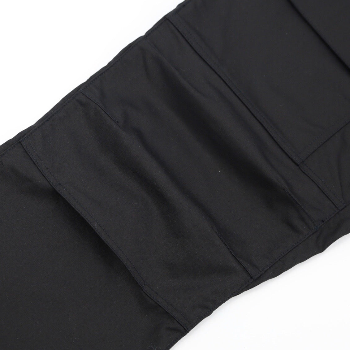 Schwarze Hose - Größe L