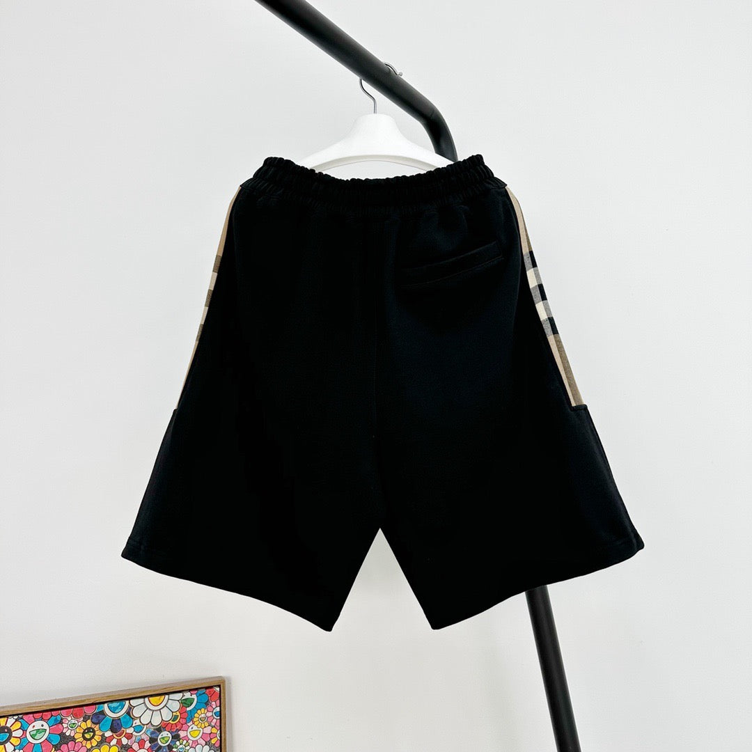 Black Shorts - Size XL - FashionHype.xyz