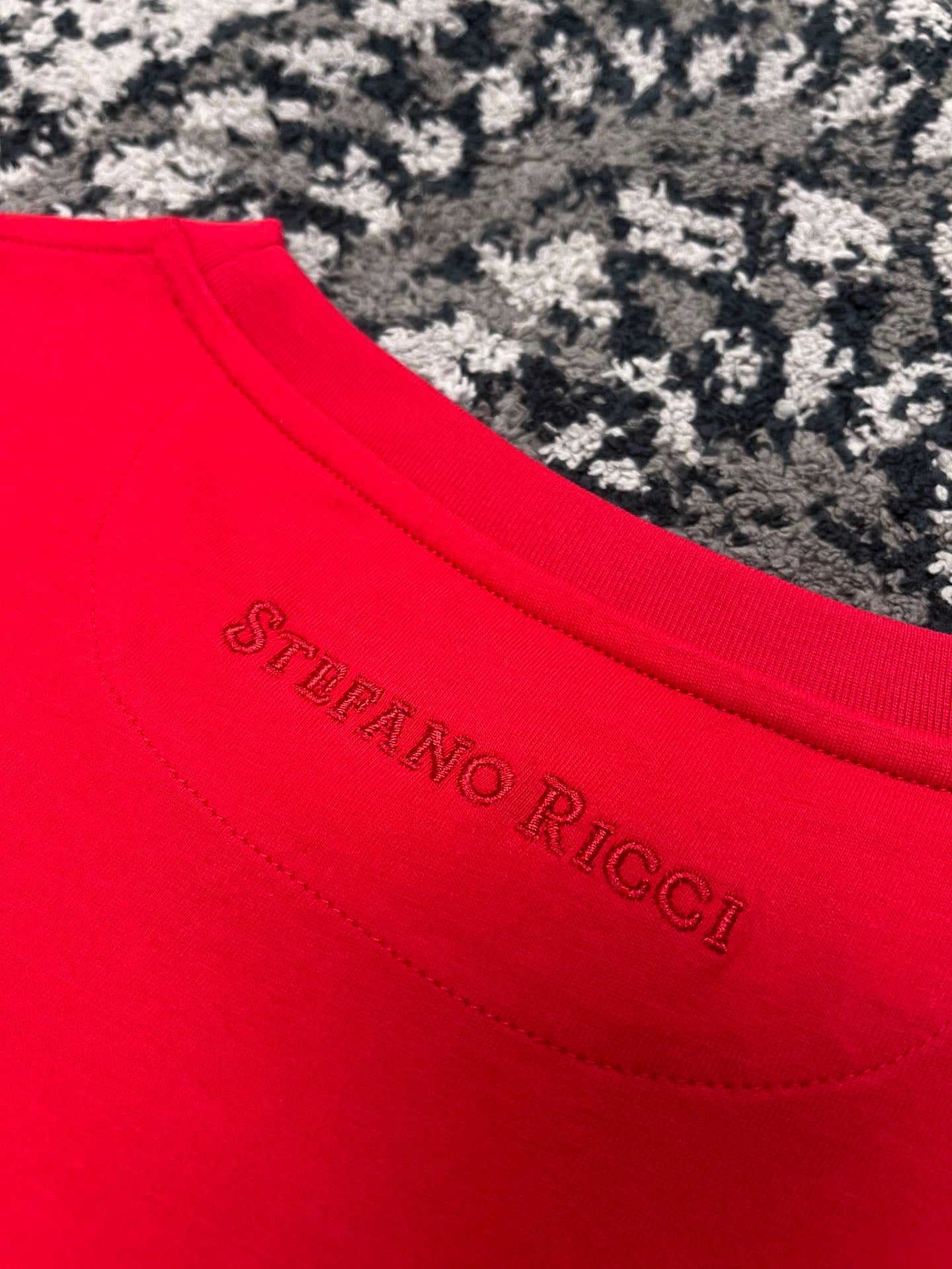 Rote T-Shirts