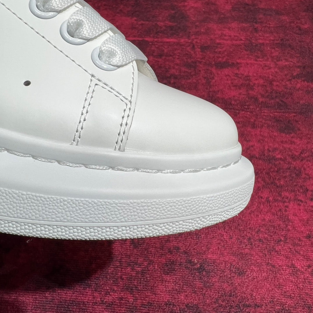 Weiße Schuhe