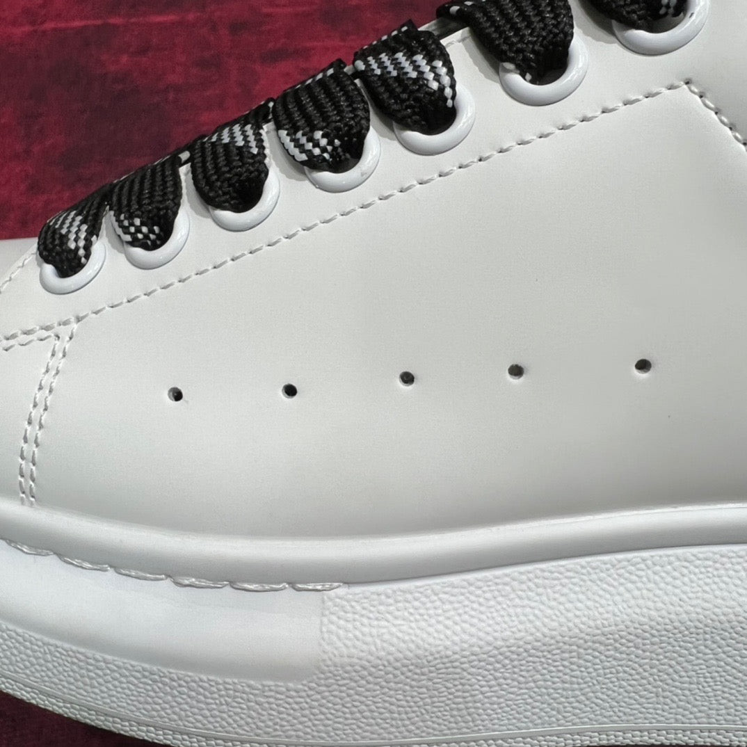 Weiße Schuhe