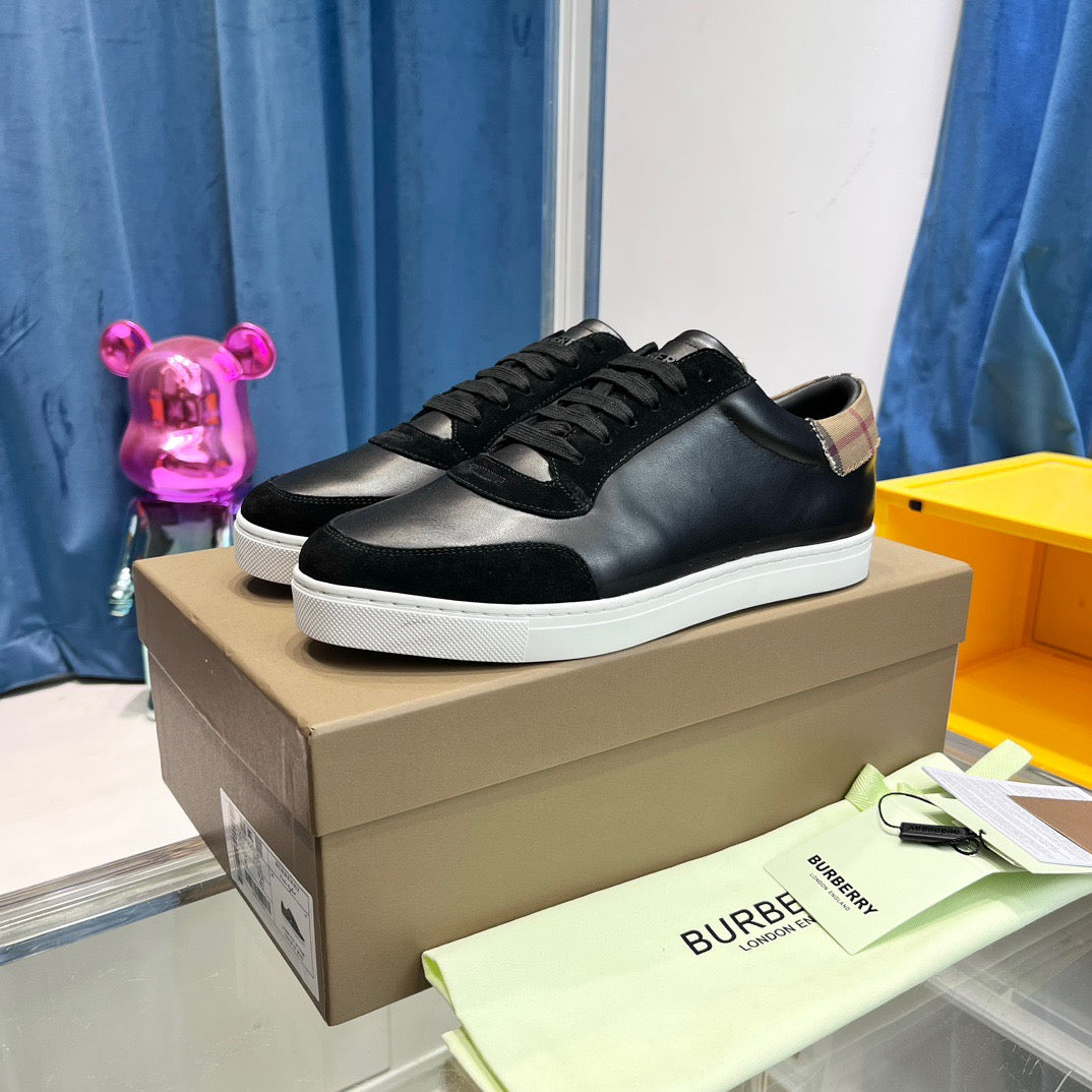 Schwarz-weiße Schuhe