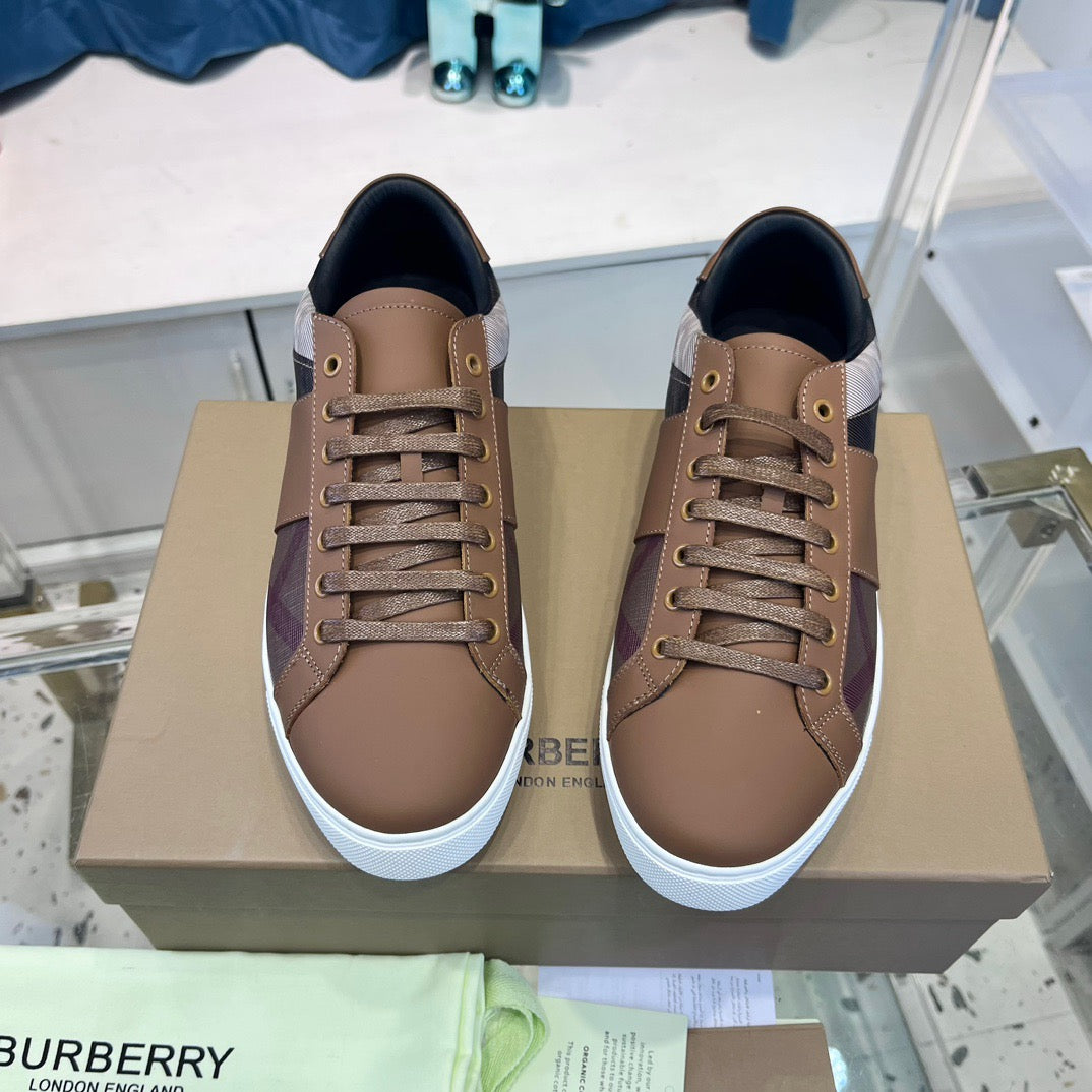 Braun grau weiß Schuhe