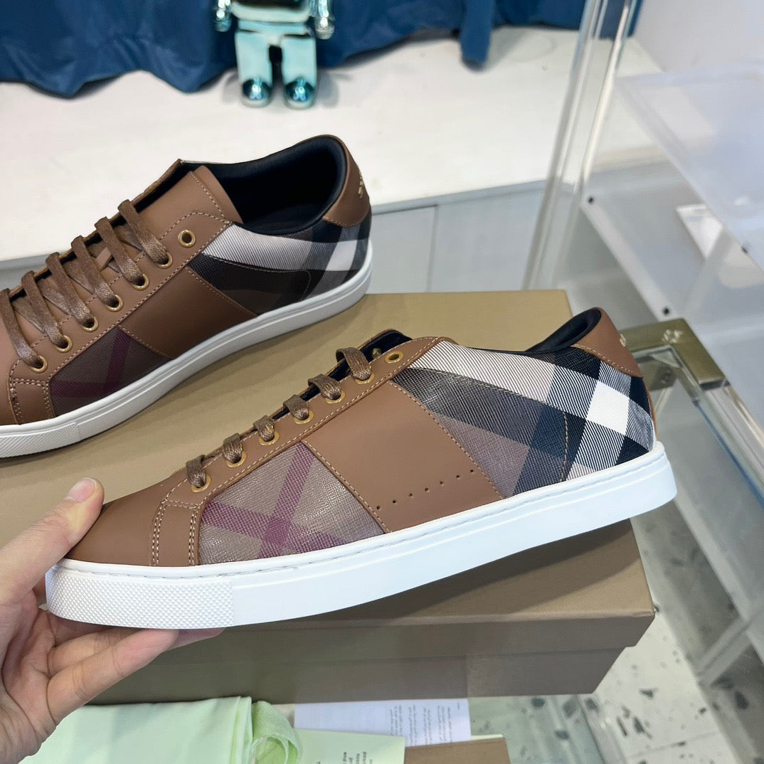Braun grau weiß Schuhe